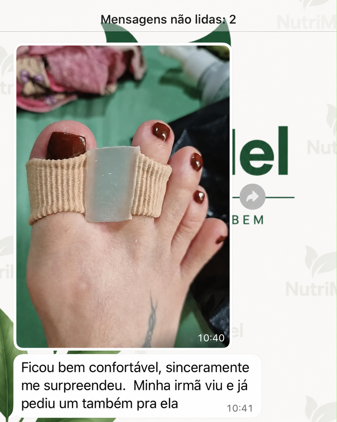 Cliente usando o corretor de joanete